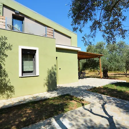 The Thassian Yard Aparthotel