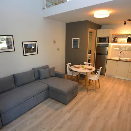 The Thassian Yard מלון דירות