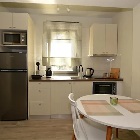 The Thassian Yard מלון דירות Prínos