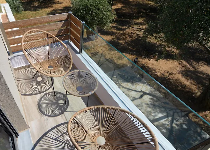 Ξενοδοχείο με διαμερίσματα The Thassian Yard 4*